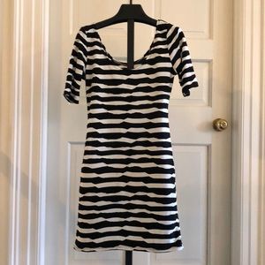 Black and white Jersey knit dress